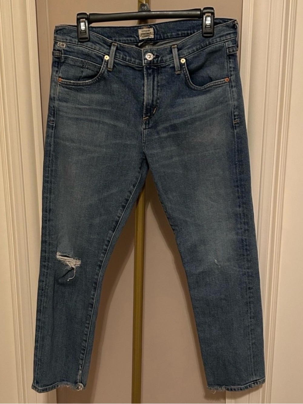 Citizens of Humanity Blue Distressed Jeans Size 29
